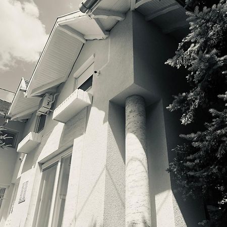 Appartamento La Casa Tamaris Senta Esterno foto